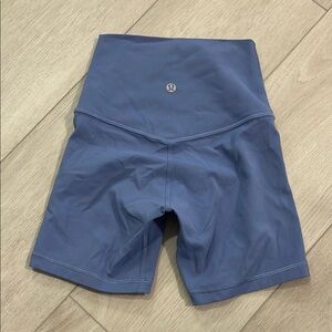 Lululemon aling short